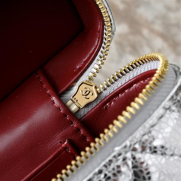 2026127214533973 550